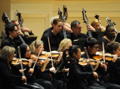US orchestra retires eight players