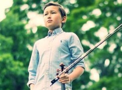 Agency swoop: Violin kid, 13, gets global management