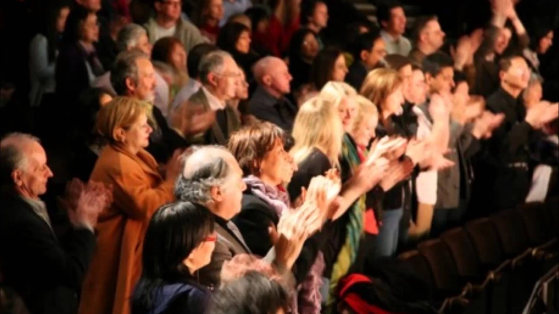 Paris concert hall: Not applauding between movements is historically absurd