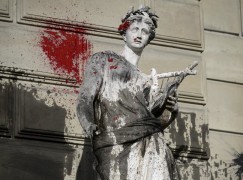 Geneva opera house is attacked by Occupy demonstrators