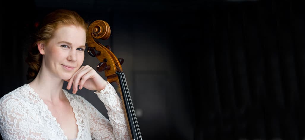 Agency swoops for two violinists and a cellist
