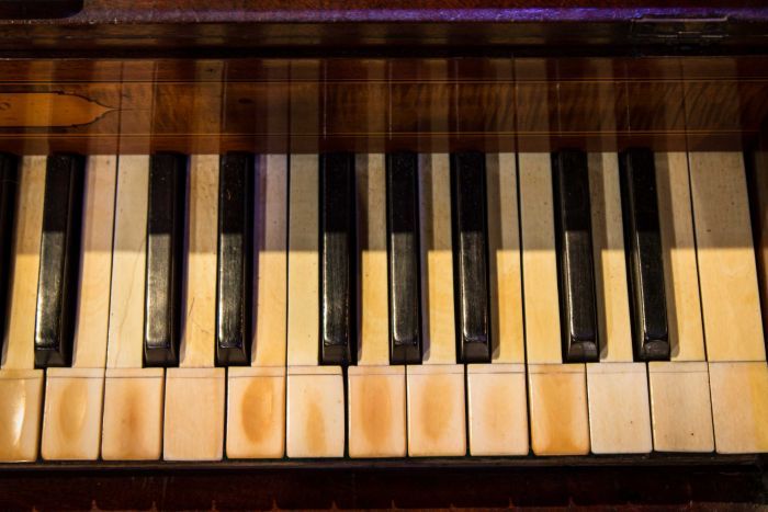 The prisoner who built a piano from cardboard boxes