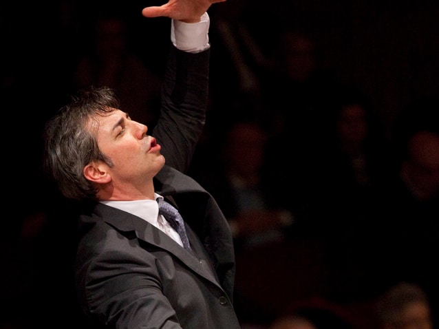 Nicola Luisotti, direttore musicale del Teatro di San Carlo -  Concerto del 1/04/2012 - baritono A. Rucinski - Orchestra e Coro del Teatro di San Carlo