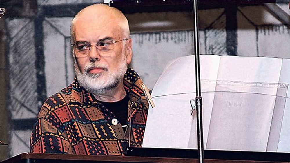 Death of Czech pianist, 76
