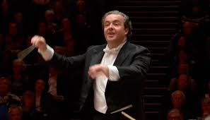 Mahler 8th conductor drops out