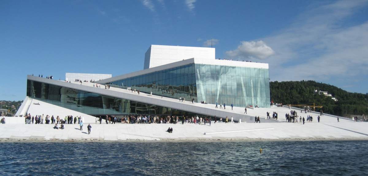 Man overboard: Oslo Opera is sinking again