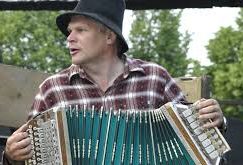 The king of the concertina has died, at 58