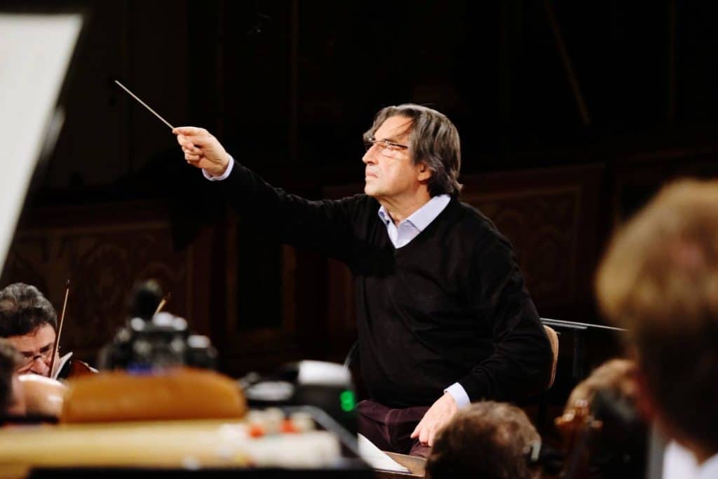 Muti offers Chicago a 10th anniversary Beethoven cycle Slipped