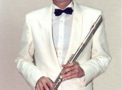 Moscow mourns a premier flute