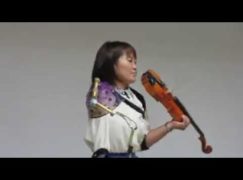 This one-armed violinist is an awesome inspiration