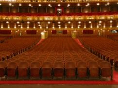 Opera promises bigger seats when it returns