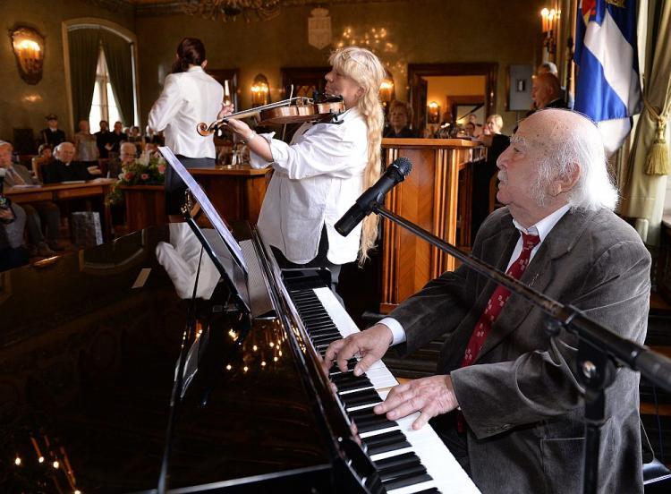 The last klezmer of Galicia dies, aged 100