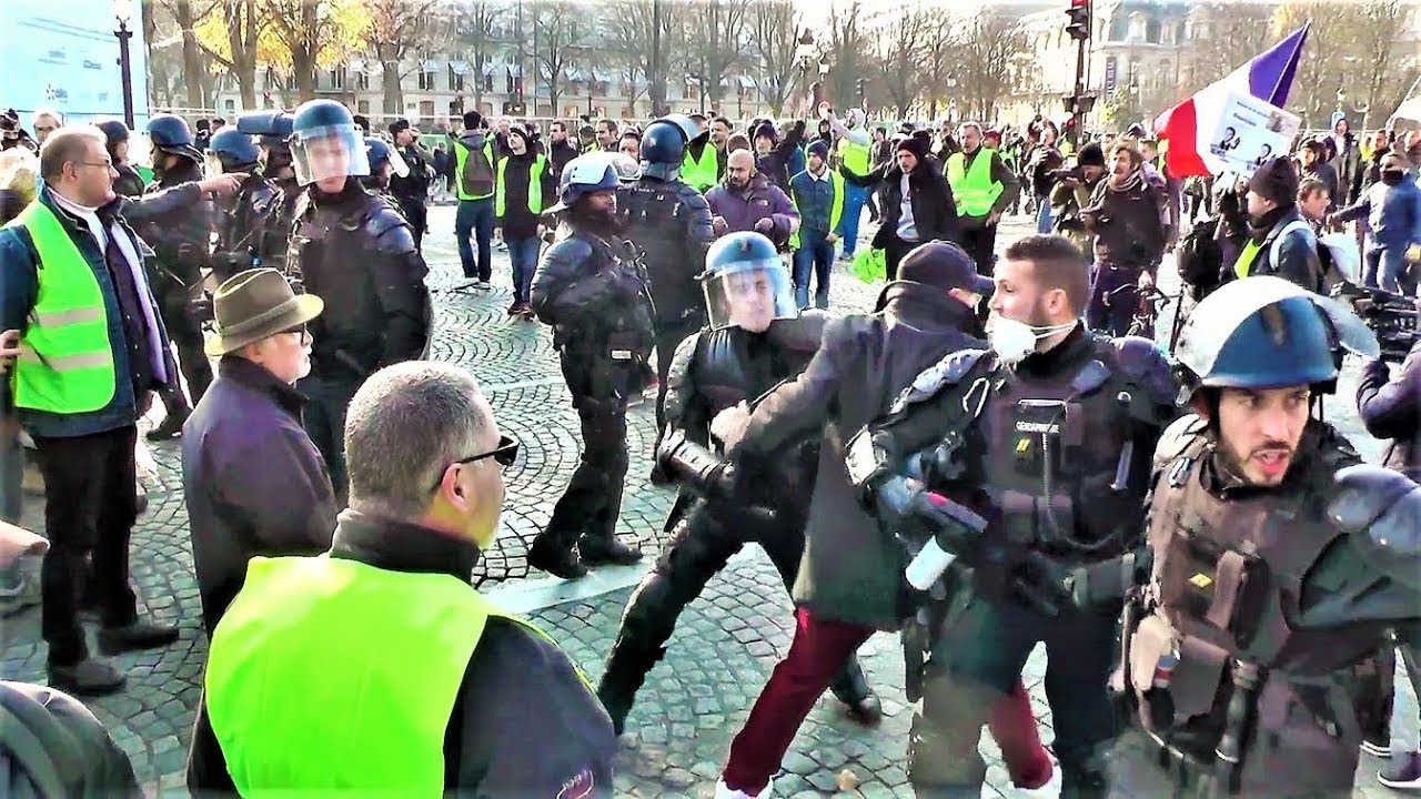 Berlin Phil may face Paris riot tomorrow