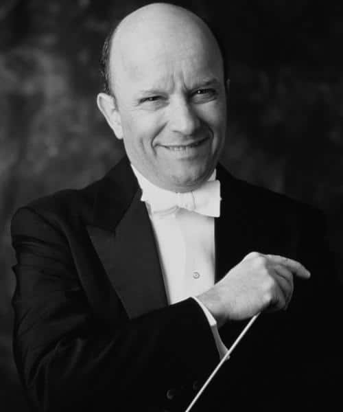 Naxos conductor retires