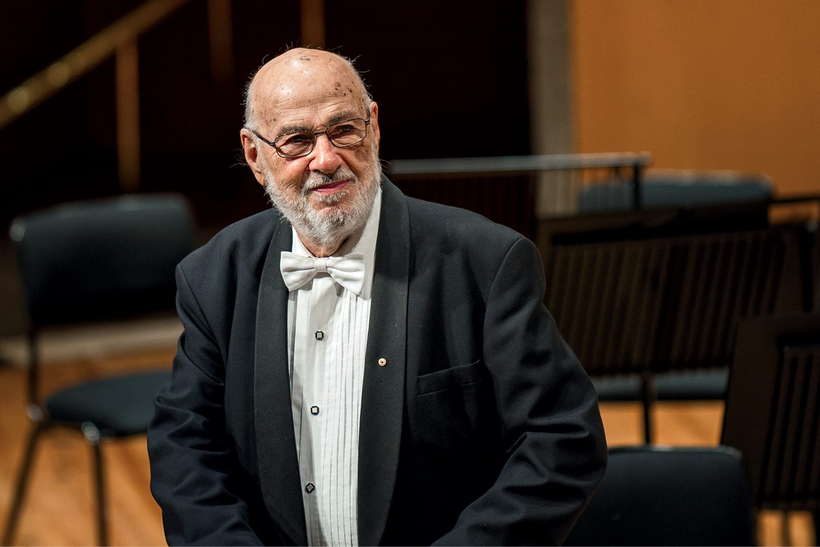 Australia mourns orchestra mentor