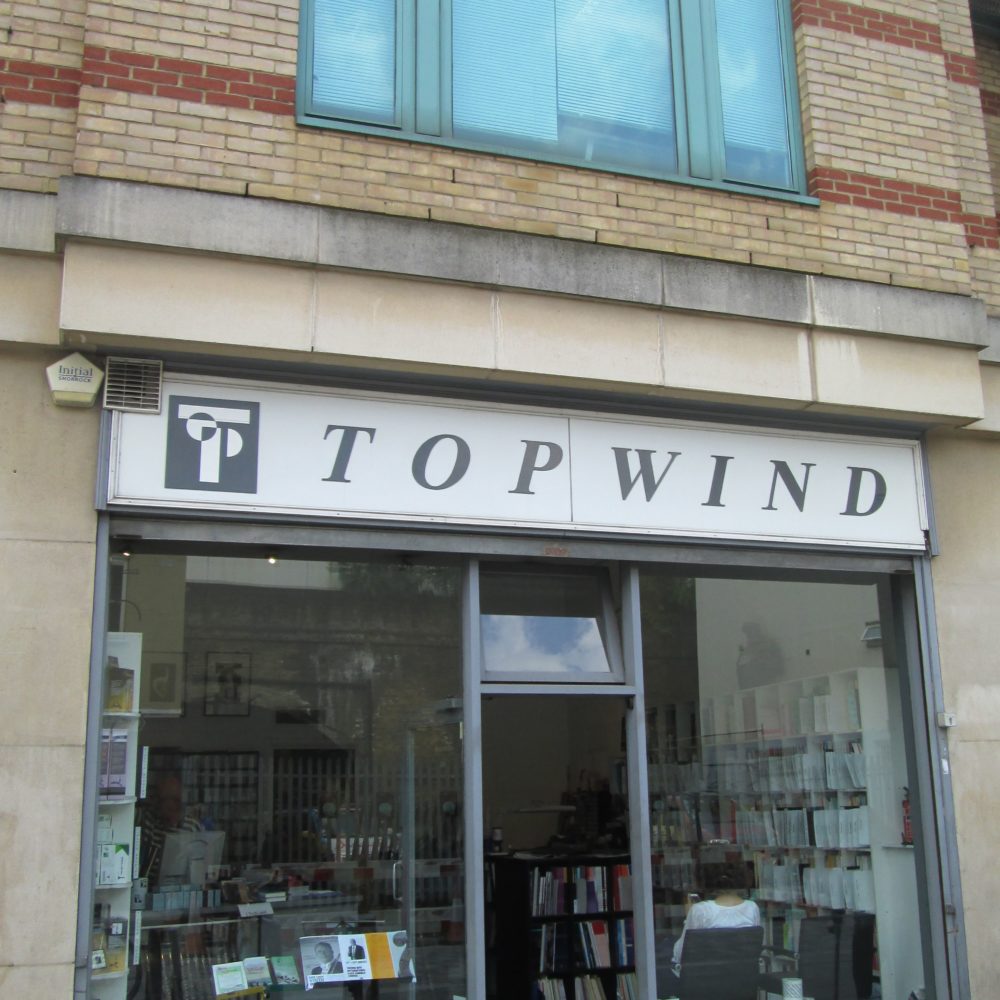 London's 1 flute shop shuts after accountant is jailed Slippedisc