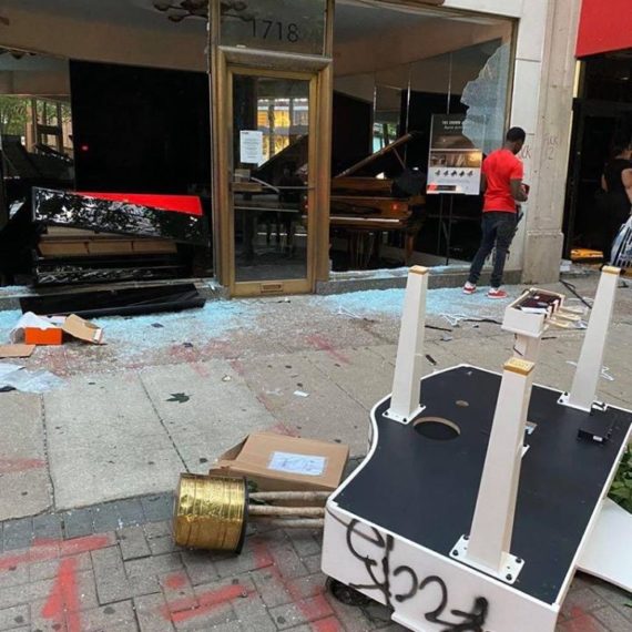 A piano falls victim to Philadelphia riot Slippedisc