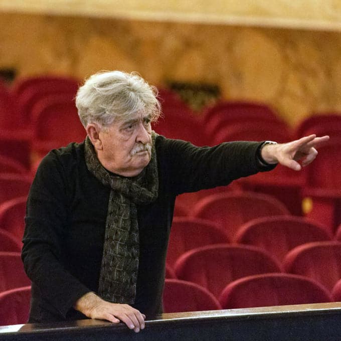 Covid death of eminent Italian opera director, 82