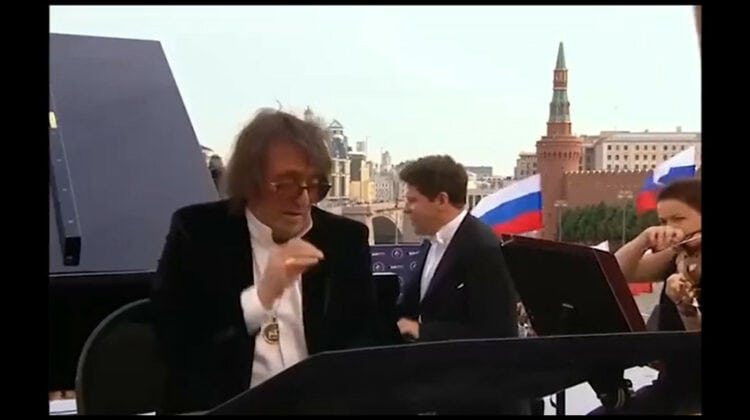 Yuri Bashmet: I love President Putin. We will win