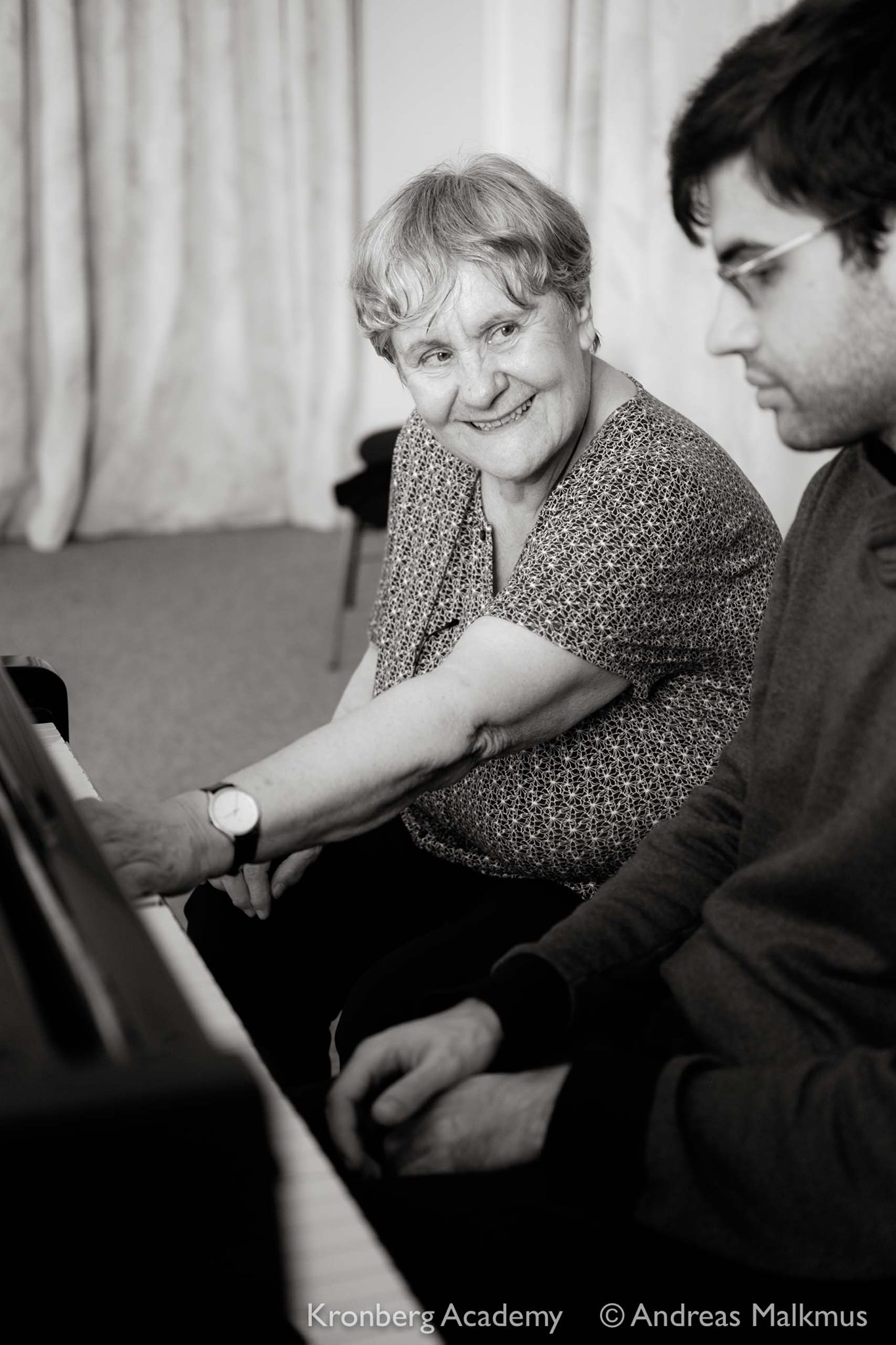 Eminent piano teacher dies at 75