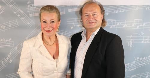 Vienna Opera readmits errant countess after an 18 month ban