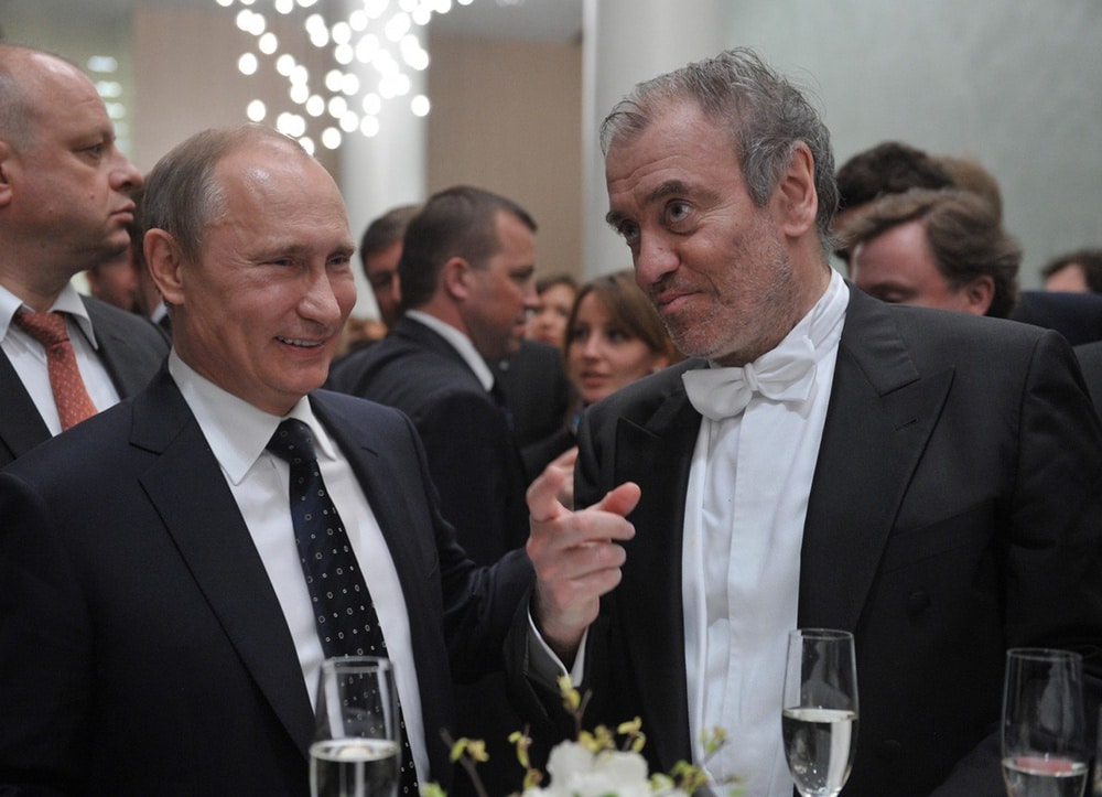 First with the news: Gergiev’s massive wealth is exposed by Navalny report