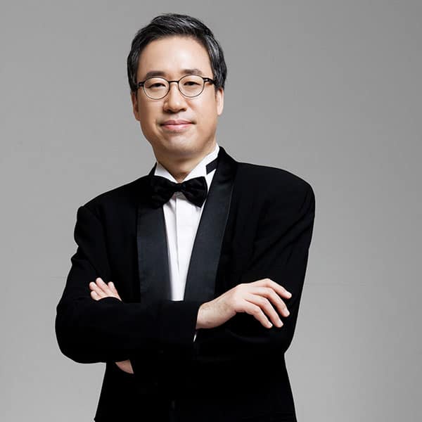Pianist is new boss in Seoul