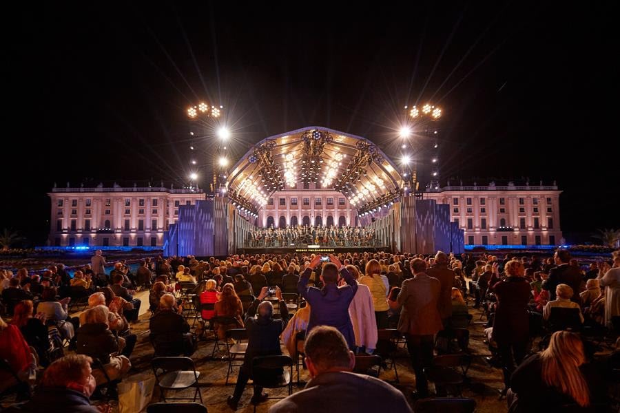 Vienna goes French for summer’s night concert