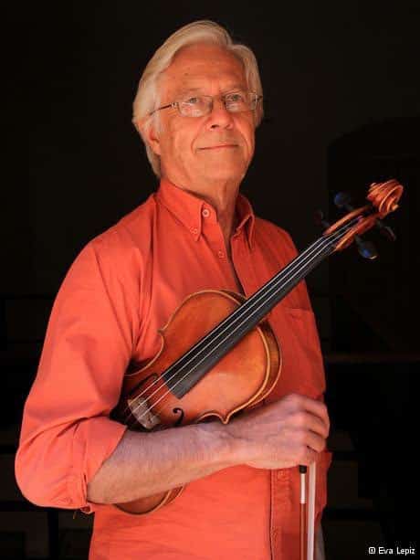 Latin violin legend dies, at 82