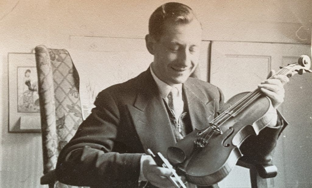 Stradivarius violin is top lot at Beare's first online auction, News