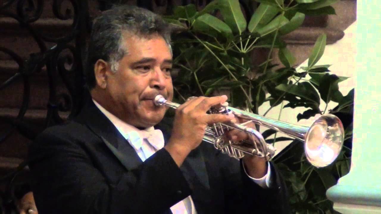 Mexico mourns top trumpet