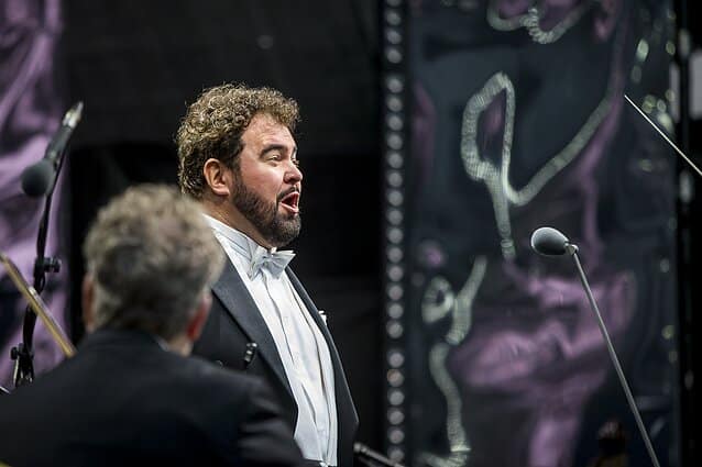 A Lithuanian tenor is banned for singing in Belarus