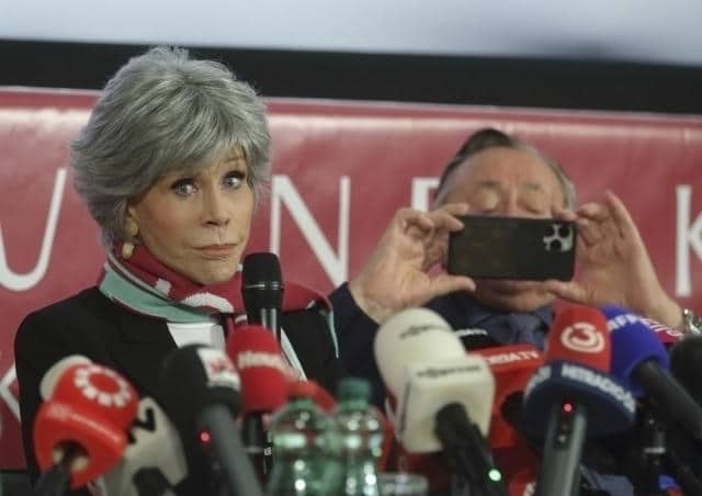 Jane Fonda takes the cash at Vienna’s opera ball