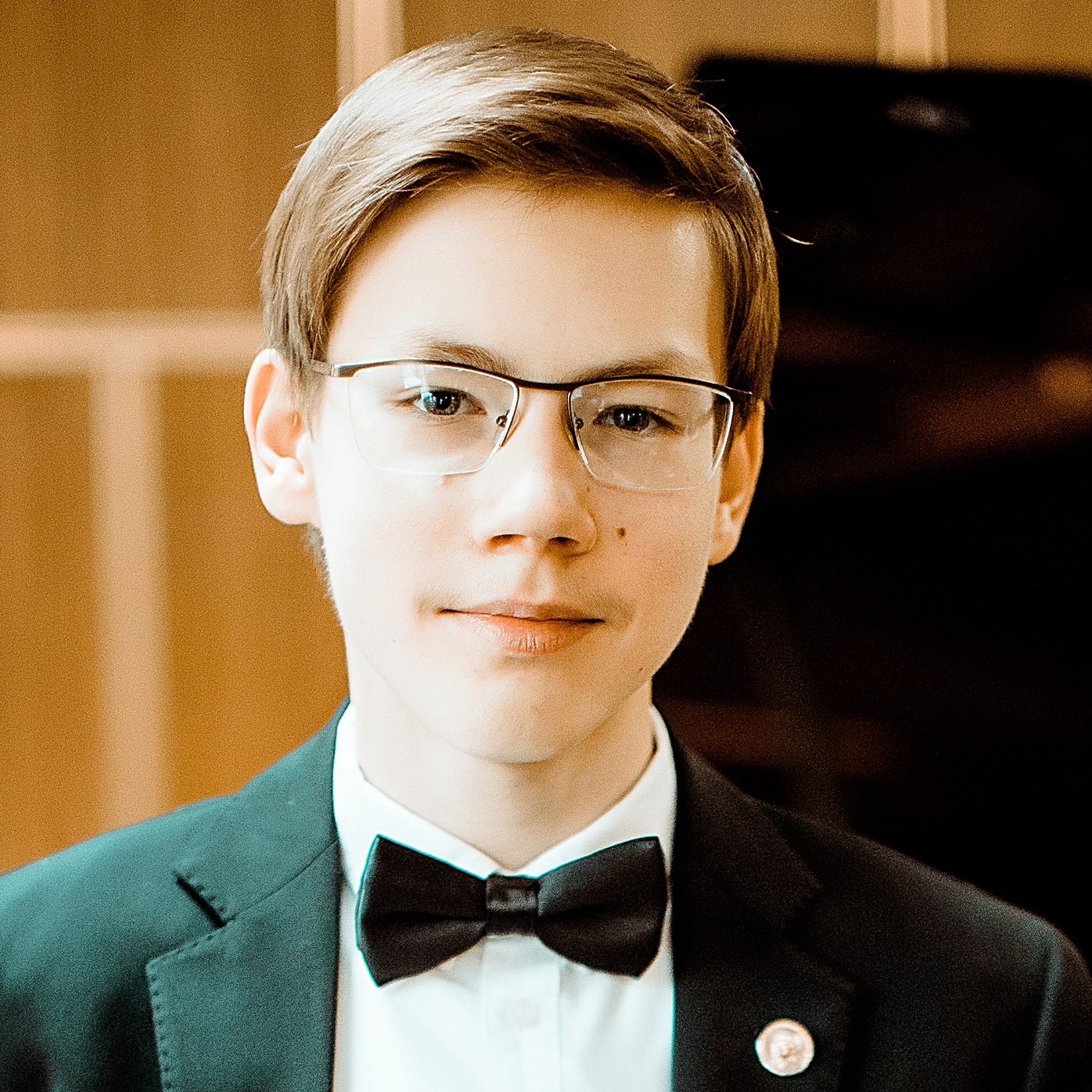 Ukrainian wins displaced piano competition