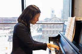 Just in: Boston Symphony engages the Mayor as piano soloist