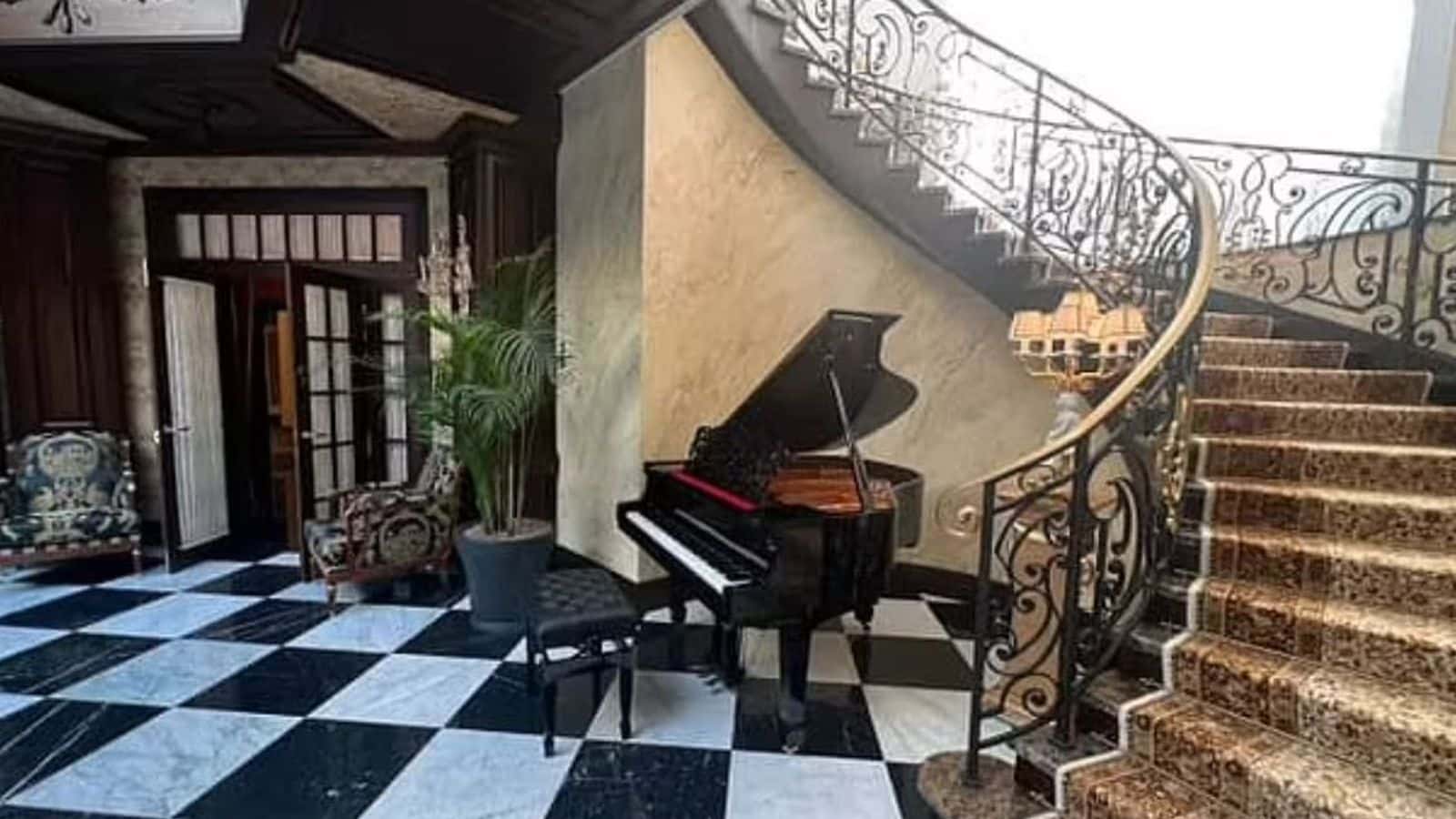 Where Prigozhin abandoned his piano