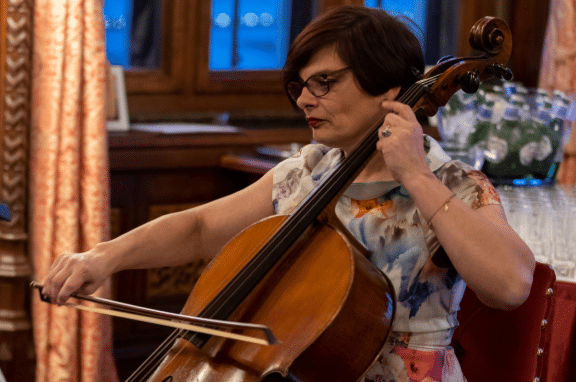 Blow to arts as voters oust popular cellist
