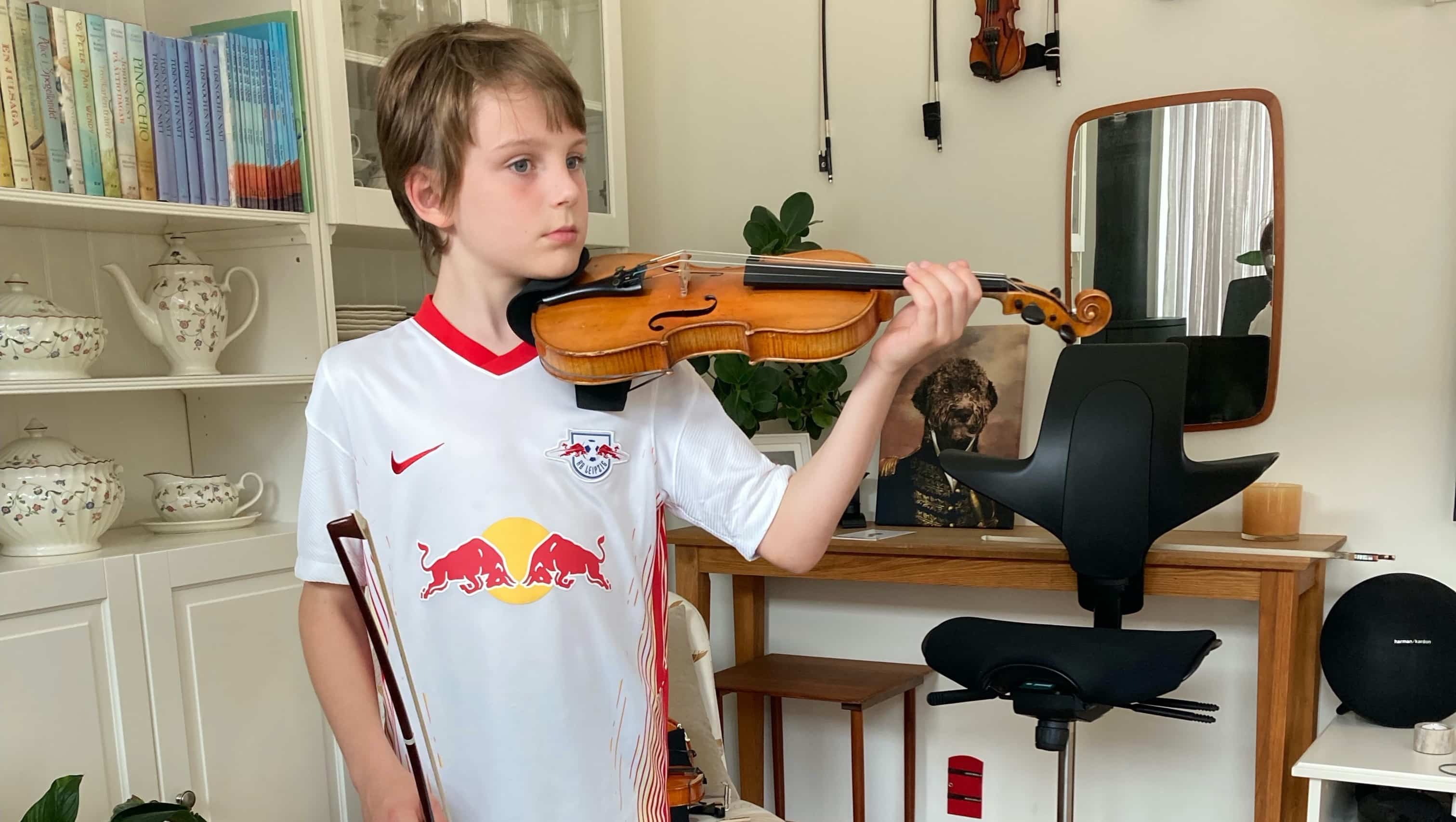 A promising violinist needs a life-saving operation