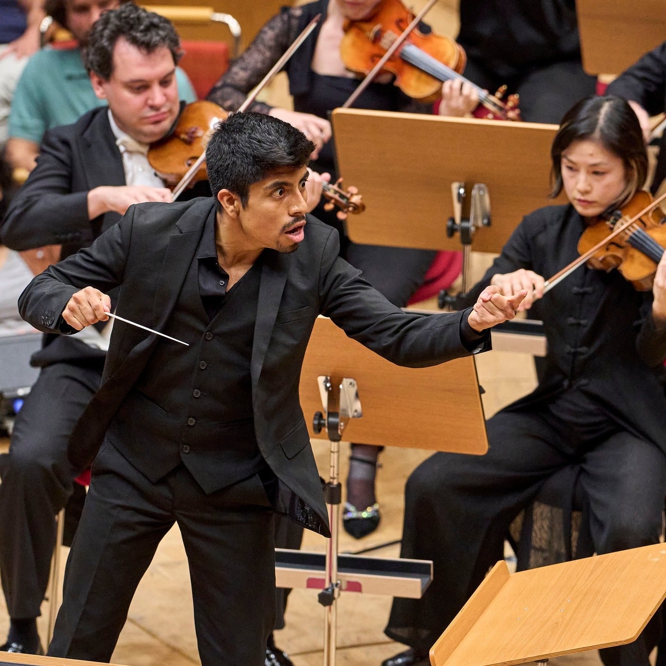 A Peruvian wins German Conducting Competition