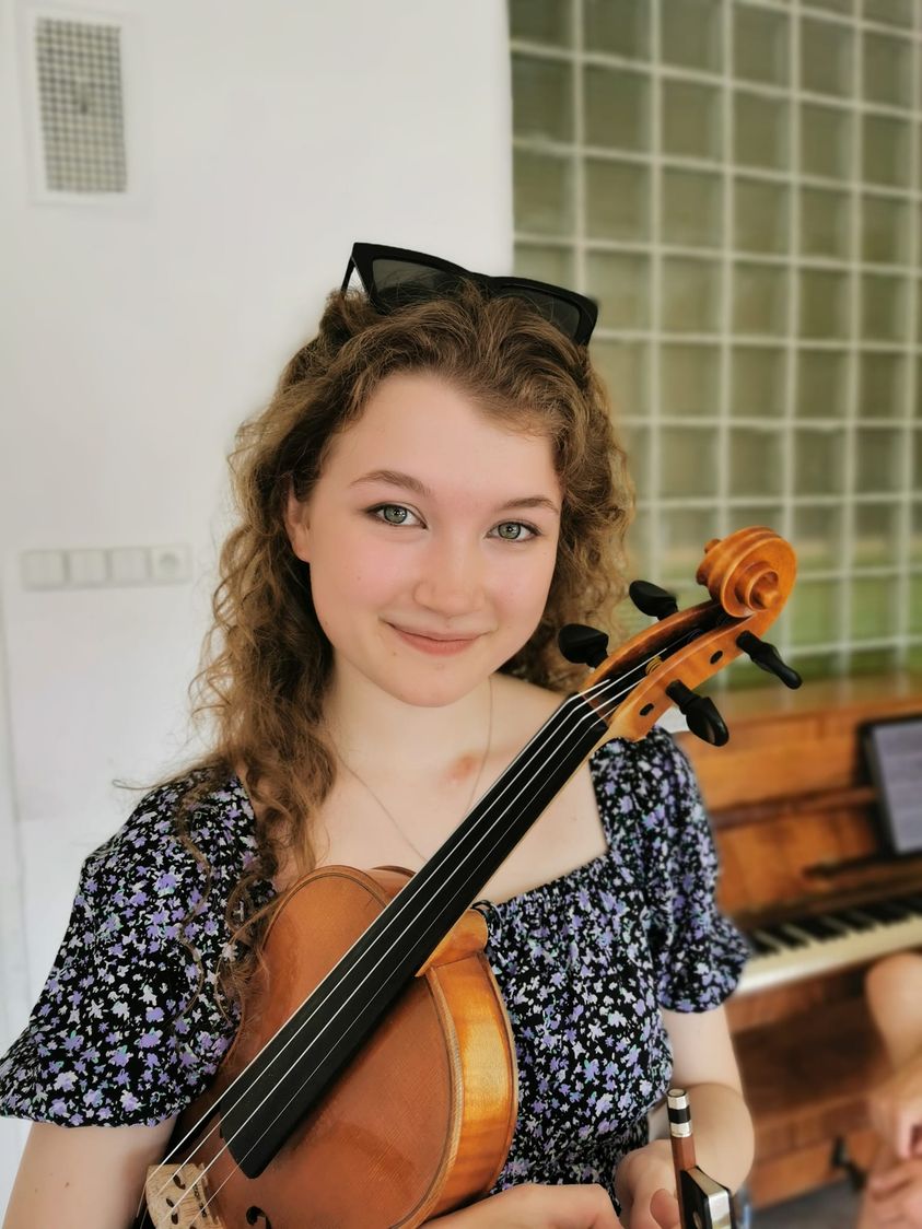 Violin student, 19, ‘ended her life tragically’