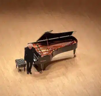 Andras Schiff ends Carnegie Hall recital with Hatikvah