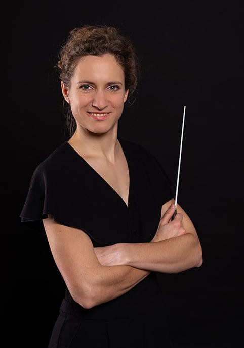 Czechs name first woman chief conductor