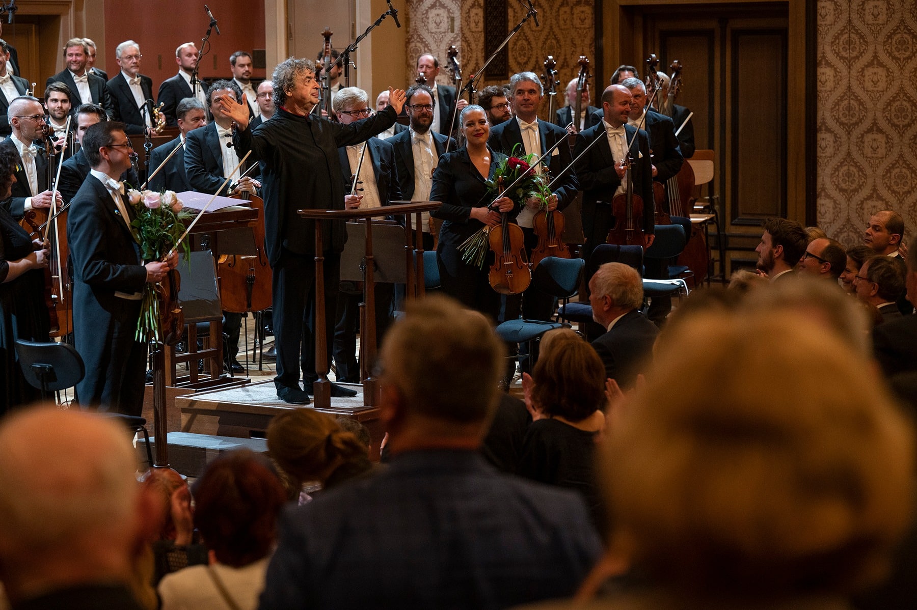 Breaking: Bychkov names exit date at Czech Philharmonic - Slippedisc