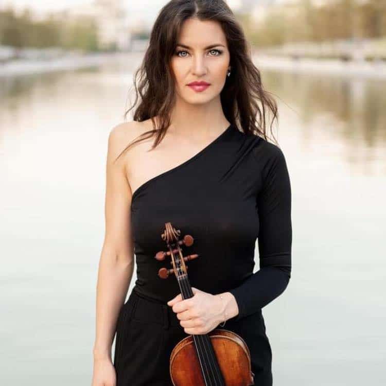Greeks get 1st woman concertmaster