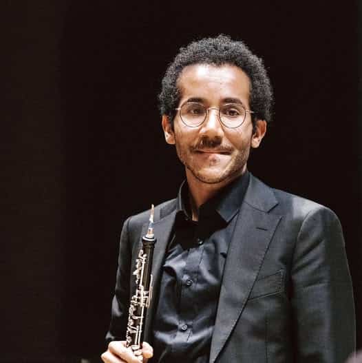 Hamburg names principal oboe