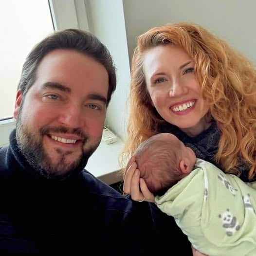 Tenor rejoins La Scala with baby pic