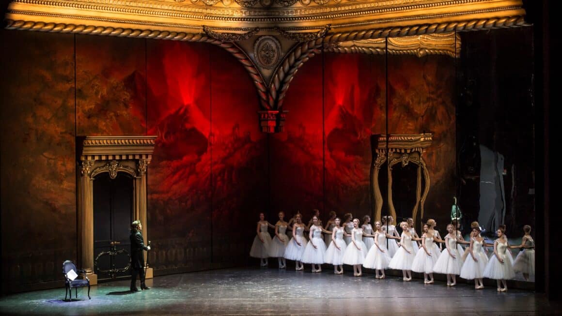 Alastair Macaulay: Back to the bonkers Vespers