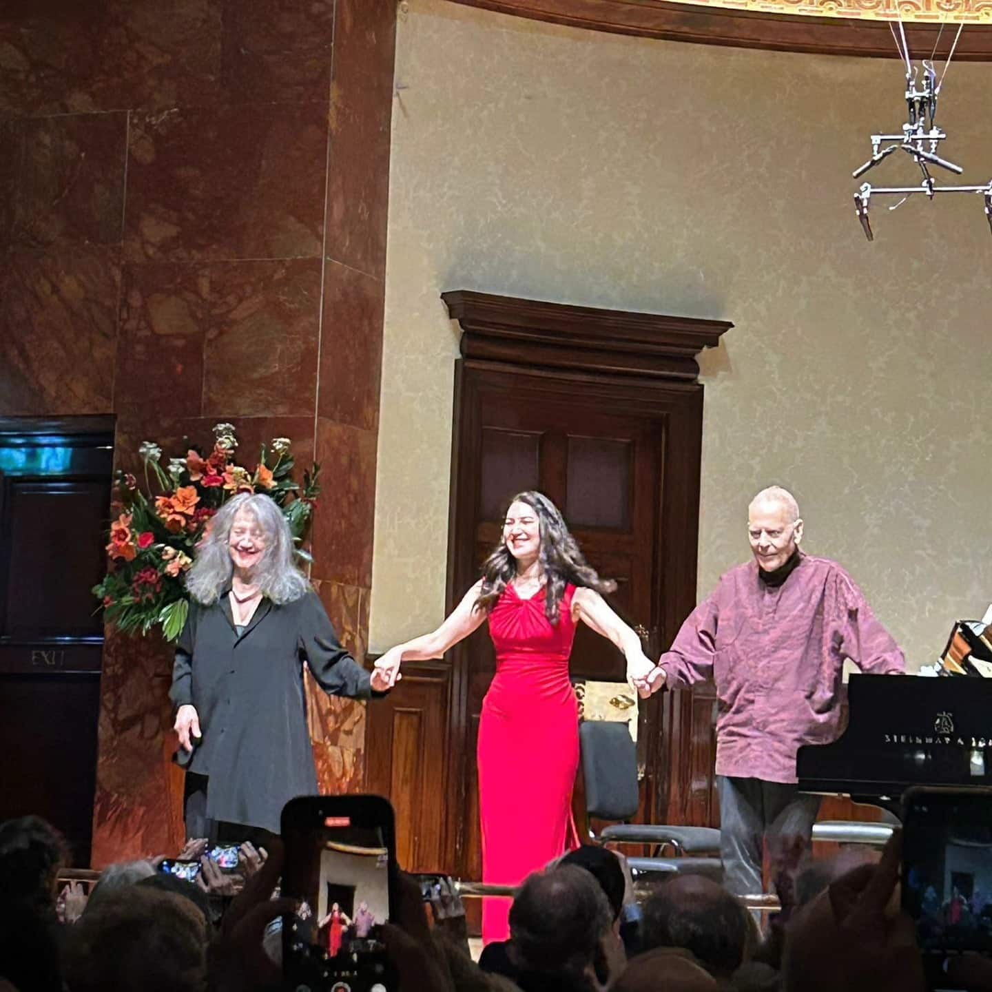 Alastair Macaulay: Night after night, London lights up