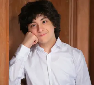 A symphony by Barenboim prodigy, 16, is premiered in Berlin