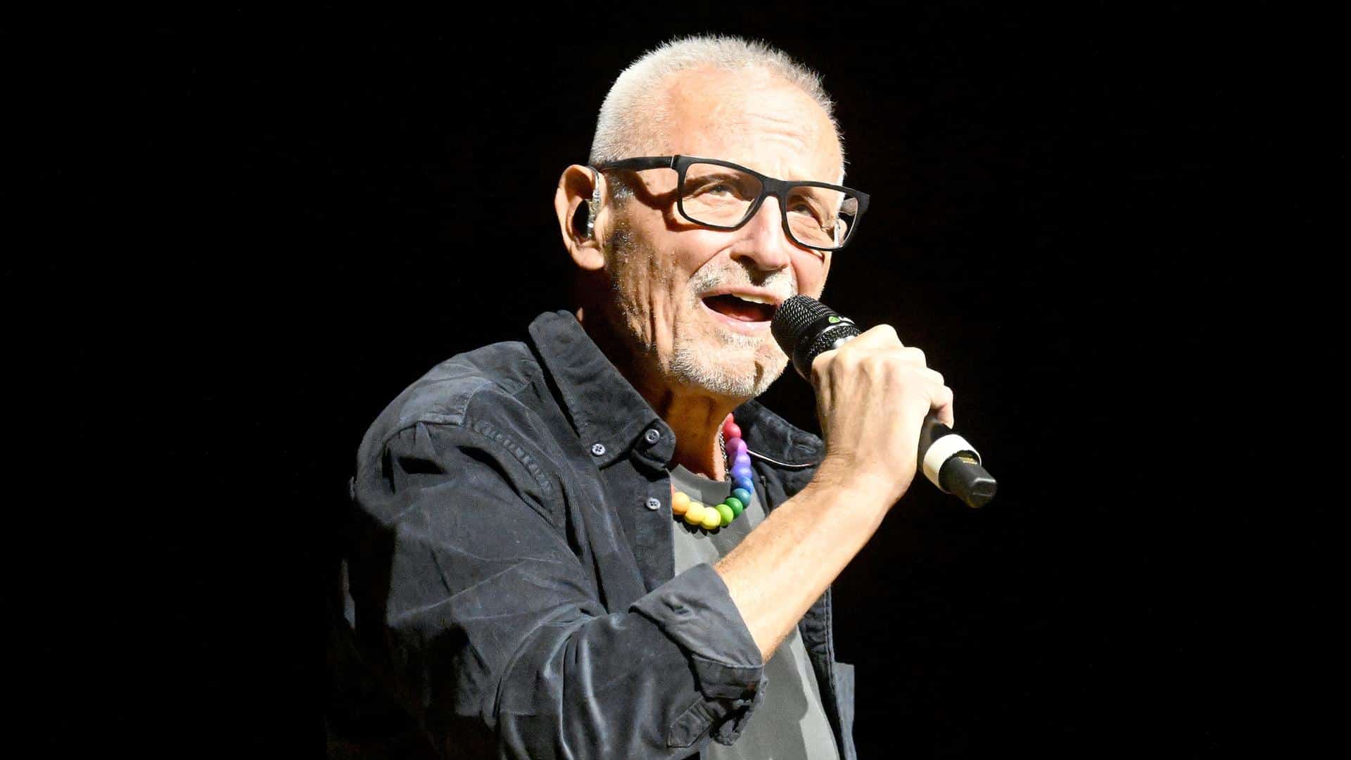 Liedermacher admits to relationship with schoolgirl, 15